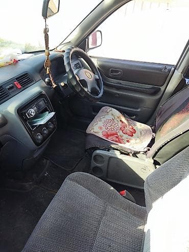 впускной клапан: Honda CR-V: 1998 г., 2 л, Автомат, Бензин — 4