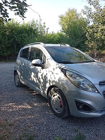 Chevrolet Spark: 2012 г., 1 л, Автомат, Хетчбек — 8