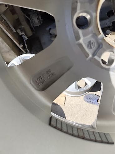 газ дизел: Литые Диски R 18 Toyota, Комплект, отверстий - 6, Б/у — 4