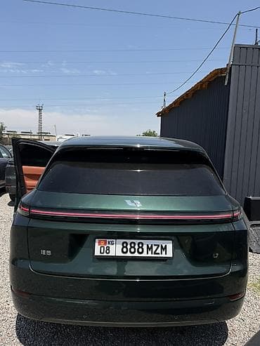 lynk ko: Lixiang L7: 2024 г., 1.5 л, Гибрид, Кроссовер — 4