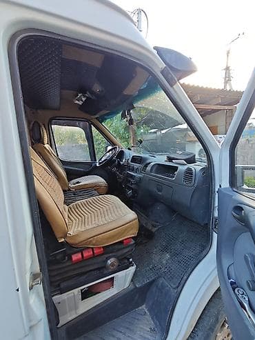 автономку: Mercedes-Benz Спринтер: 2003 г., 2.2 л, Механика, Дизель, Бус — 5