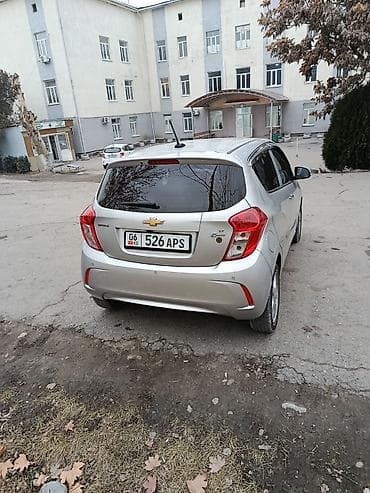 люки крыши: Chevrolet Spark: 2018 г., 1 л, Автомат, Бензин, Хэтчбэк — 4