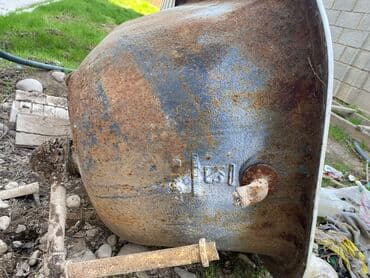 Продается советская чугунная ванна, 165x75 см Классическая советская at lalafo.kg Продается советская чугунная ванна, 165x75 см Классическая советская