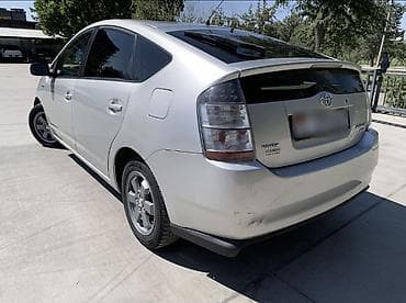 Продажа авто: Toyota Prius: 2005 г., 1.8 л, Вариатор, Гибрид, Хэтчбэк — 3