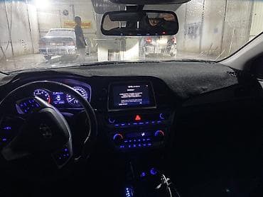 Hyundai Sonata: 2021 г., 2 л, Автомат, Газ, Седан — 5