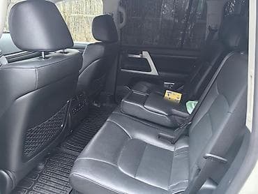 360: Toyota Land Cruiser: 2017 г., Бензин, Внедорожник — 4