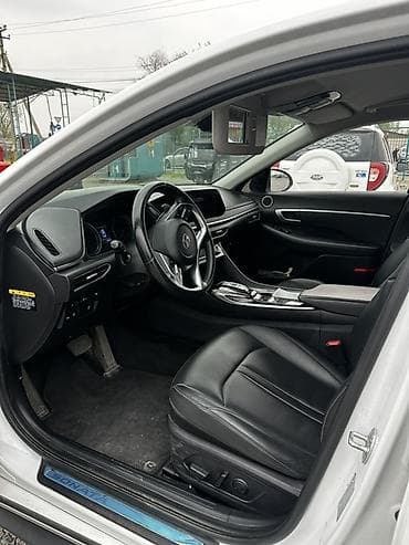Продажа авто: Hyundai Sonata: 2019 г., 2 л, Автомат, Газ, Седан — 9