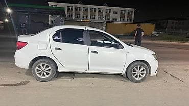 gac aion y: Renault Logan: 2018 г., 1.6 л, Механика, Бензин, Седан — 1