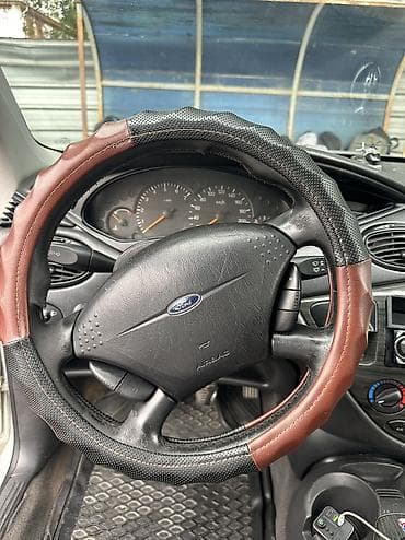 форд фокус 2014 года: Ford Focus: 2000 г., 1.8 л, Механика, Бензин, Универсал — 4