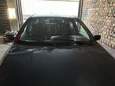 Volkswagen Passat: 1994 г., 2 л, Кол менен иштөөчү, Бензин, Седан — 2