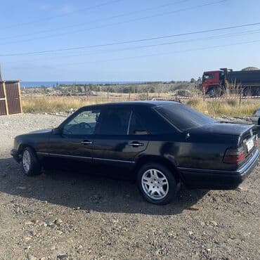 авто в рассрочку с первоначальным взносом: Mercedes-Benz W124: 1994 г., 2.2 л, Бензиновая, Седан — 6