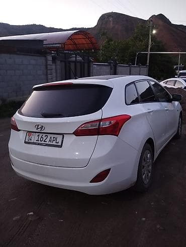 Hyundai i30: 2016 г., 1.6 л, Кол менен иштөөчү, Бензин, Универсал — 7