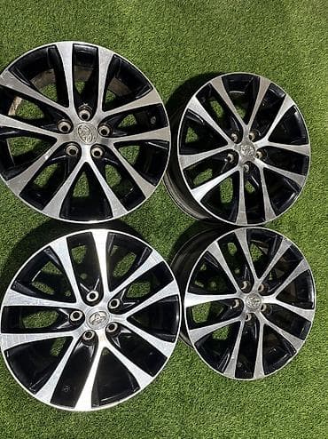 lexus r19: Литые Диски R 18 Toyota, Комплект, отверстий - 5, Б/у — 2