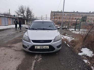 Ford Focus: 2010 г., 1.8 л, Механика, Бензин, Хэтчбэк