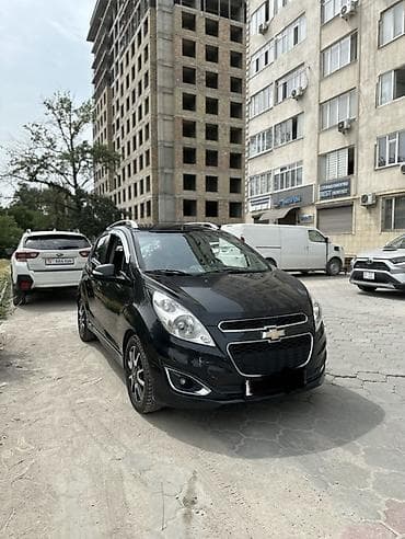 Chevrolet Spark: 2014 г., 1 л, Автомат, Бензин, Хэтчбэк