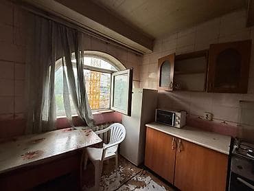 Квартиры: 2 комнаты, 46 м², Индивидуалка, 1 этаж, Старый ремонт — 2