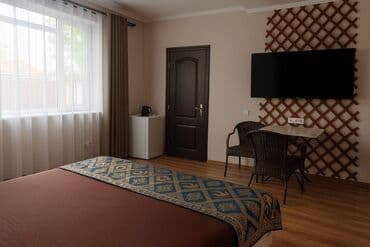 суточная квартиры бишкеке: 1 комната, Душевая кабина, Постельное белье, Кондиционер — 3