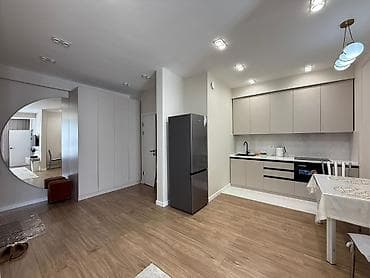 osh flats: 2 комнаты, 43 м², Элитка, 11 этаж, Дизайнерский ремонт — 2