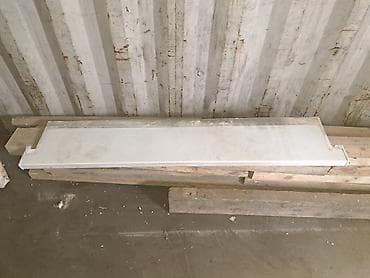 ПВХ окно с одной поворотно‑откидной створкой и одной глухой частью +