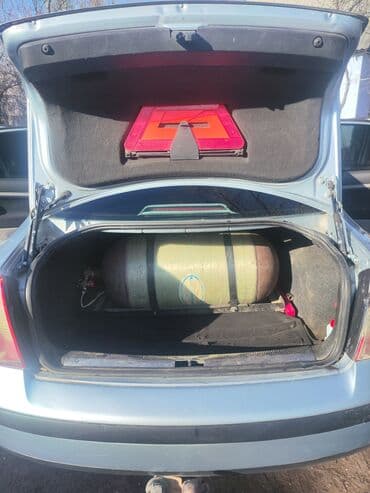 kia sport: Volkswagen Passat: 2002 г., 1.6 л, Механика, Газ, Седан — 10