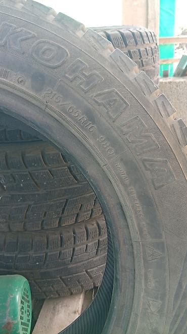 Шины Yokohama Geolandar, размер 215/65 R16 98Q. срочно продается шины