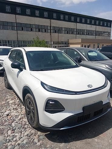 roewe ei5: Changan Qiyuan Q05: 2026 г. — 1