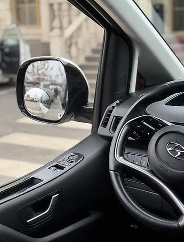 hundai staria: Hyundai Staria: 2022 г., 2.2 л, Автомат, Дизель, Минивэн — 4
