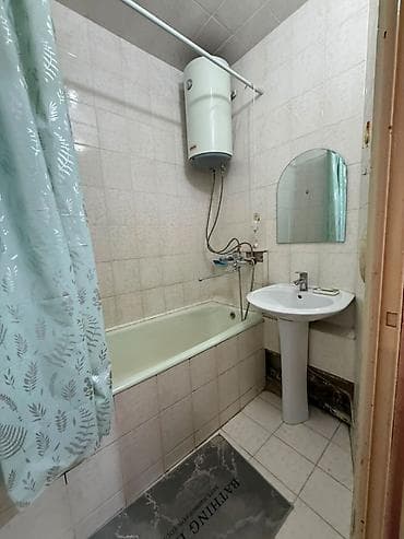 Батирлер: 2 бөлмө, 50 м², 11-мкр 105-серия, 1 кабат, Жаңы ремонт — 10