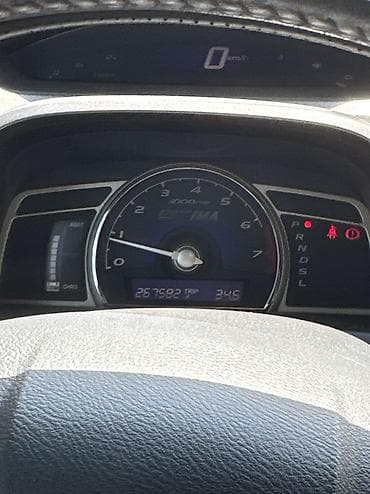 byd e7: Honda Civic: 2007 г., 1.3 л, Автомат, Гибрид, Седан — 8