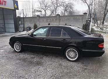 Автокосметика: Mercedes-Benz — интерьер с классическим деревянным декором и кожей — 3