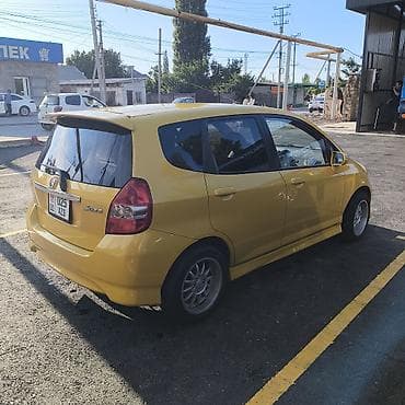 хундай аванте 1: Honda Jazz: 2005 г., 1.4 л, Вариатор, Бензин, Хетчбек — 7