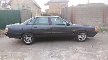 шлив машина: Audi 100: 1989 г., 2.3 л, Механика, Бензин, Седан — 10
