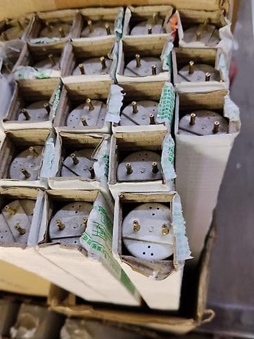 фазах: LED лампы-трубки T8 (LED T8 tube), двустороннее подключение — 2