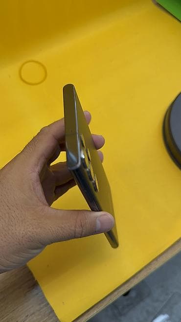 Samsung Galaxy S22 Ultra, Б/у, 512 ГБ, 2 SIM — 3
