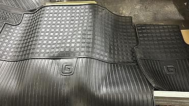 мерс полики: Родные Резиновые Полики Для багажника Mercedes-Benz, цвет - Черный, Новый, Платная доставка, Самовывоз — 1