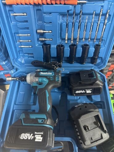 набор клучей: Аккумуляторный ударный шуруповерт/гайковерт в кейсе с оснасткой — 3