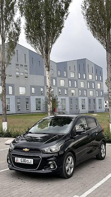 Chevrolet Spark: 2016 г., 1 л, Вариатор, Бензин, Хэтчбэк — 2