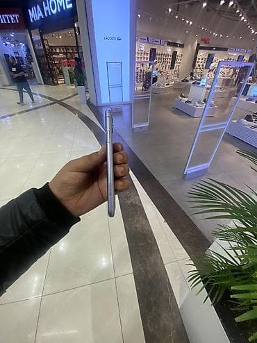 айфон hs: IPhone 11, 128 ГБ, 71 % — 2