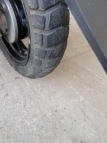 маленький мопед: Скутер Танк, тормоза дисковые,12 колёса, сигнализация, всё работает,не — 10