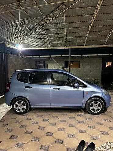 wolkswagen passat: Honda Fit: 2004 г., Бензин, Хэтчбэк — 5