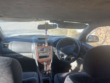 срочно продаю в связи с переездом: Mitsubishi Galant: 1998 г., Автомат, Универсал — 4