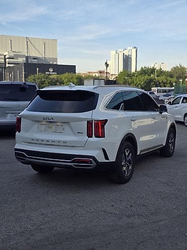 Kia Sorento: 2022 г., 1.6 л, Автомат, Гибрид, Кроссовер — 2