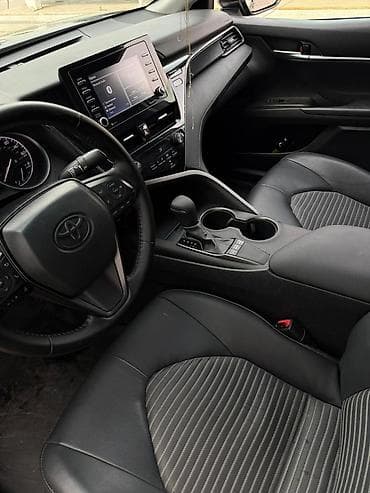 хонда багаж: Toyota Camry: 2023 г., 2.5 л, Бензин — 7