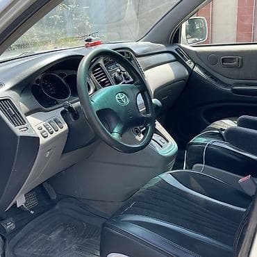 ls 470: Toyota Highlander: 2003 г., 2.4 л, Автомат, Бензин — 8