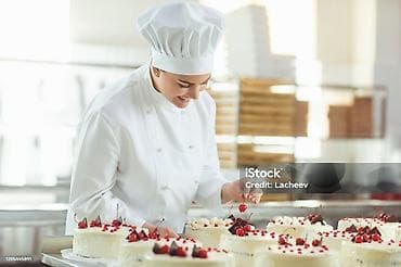 В кондитерский цех требуются сотрудницы! 👩‍🍳 Ищем ответственных и