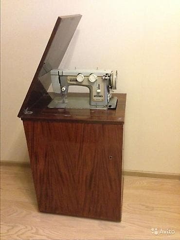 Швейная машина Механическая, Ручной
