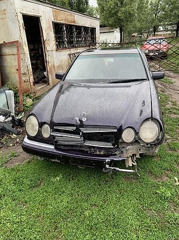 Унаа: Mercedes-Benz E-Class: 1996 г., 2.3 л, Кол менен иштөөчү, Бензин, Седан — 1