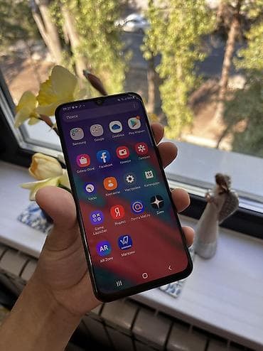 apple display: Samsung Galaxy A40, Б/у, 64 ГБ, цвет - Голубой, 2 SIM — 2