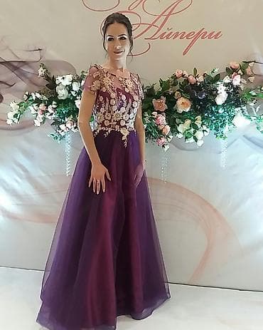 s: Платье.потрясающее.одела один раз на вечер. размер 42 — 1