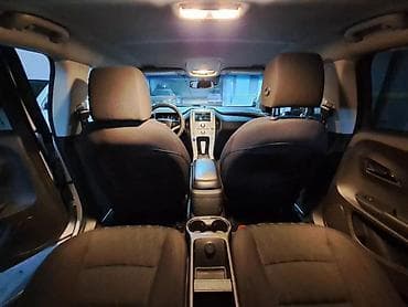 70: Chevrolet Volt: 2014 г., Гибрид, Хэтчбэк — 6